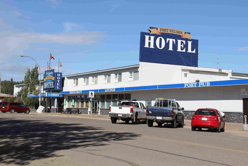 Fort Nelson Hotel Extérieur photo